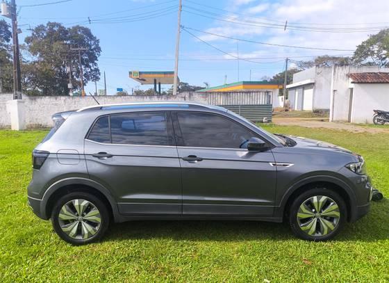 VOLKSWAGEN T-CROSS 1.4 250 TSI TOTAL FLEX HIGHLINE AUTOMÁTICO VOLKSWAGEN T-CROSS 1.4 250 TSI TOTAL FLEX HIGHLINE AUTOMÁTICO